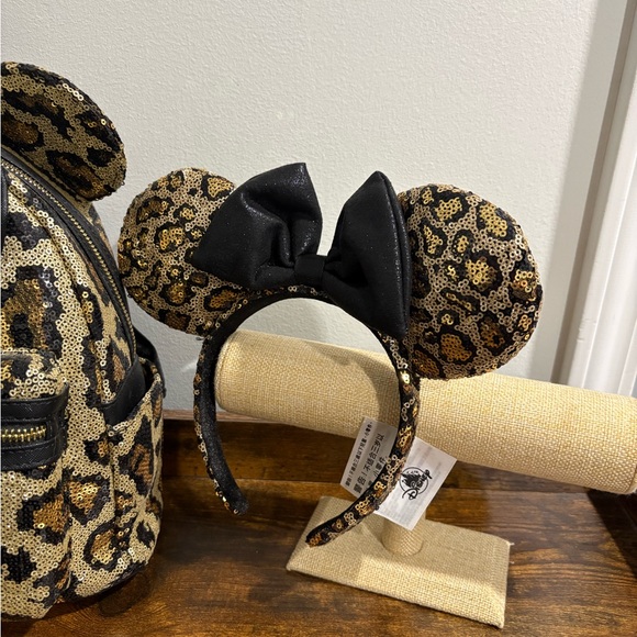 Disney World Loungefly Animal Kingdom Leopard Animal Print Backpack Mickey Ears main image 7